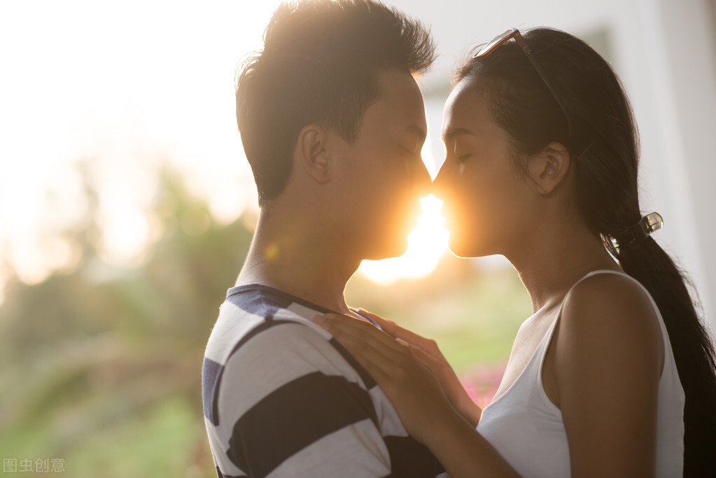 中年男人婚外情_中年婚外情男人的心_中年婚外情男人爱上你的表现